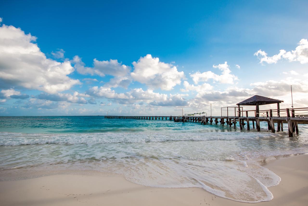 La Palma Beachfront Hotel & Club Nautico Cancun Exterior photo